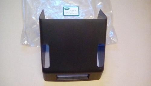 BTR8409LNF - TORPİDO KÜLLÜK KONSOLU (CLR) - Land Rover