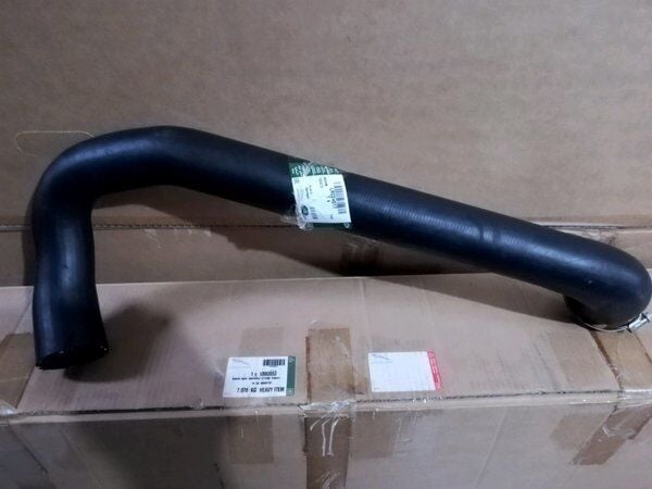 LR024517 - İNTERCOOLER HORTUM (2.0L/EVOQUE) - Land Rover