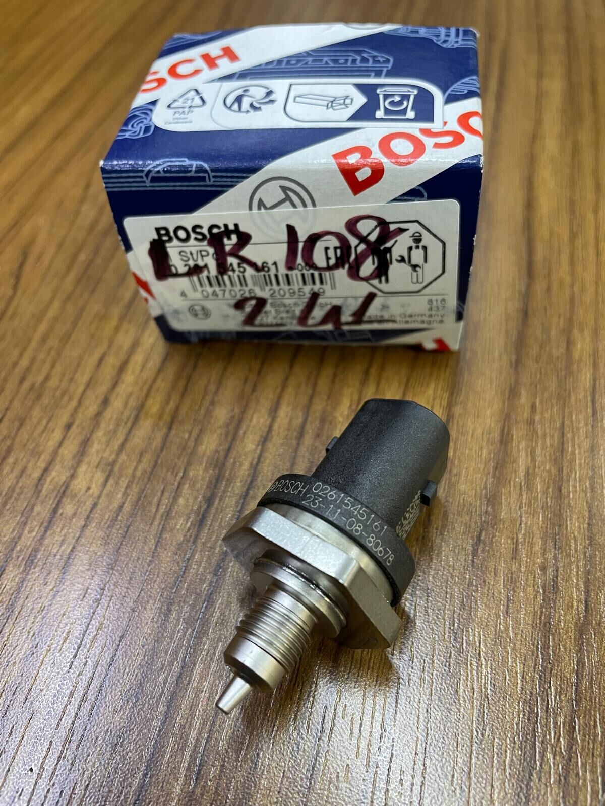 LR108241G - YAKIT BASINÇ SENSÖRÜ (EVOQUE) - Bosch