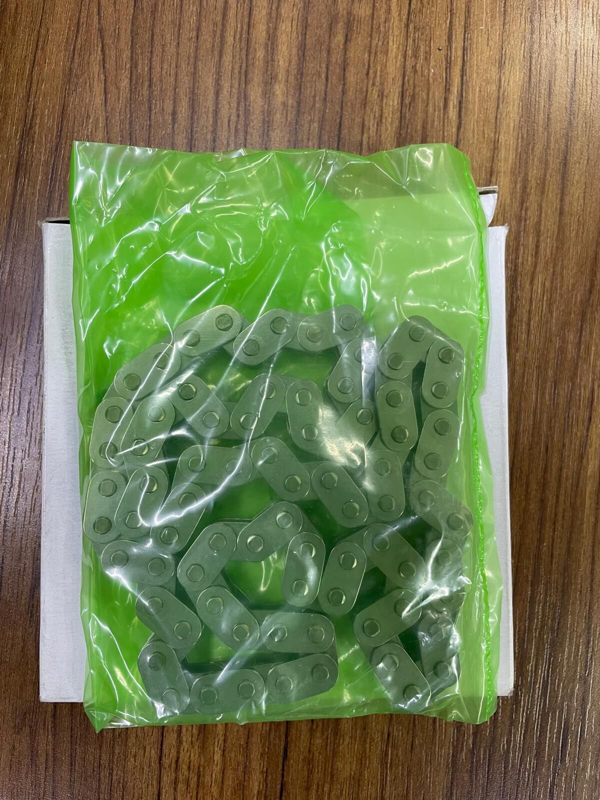 LR091740 - EGZANTRİK ZİNCİR ALT (2.0L Hİ PHEV) - Land Rover