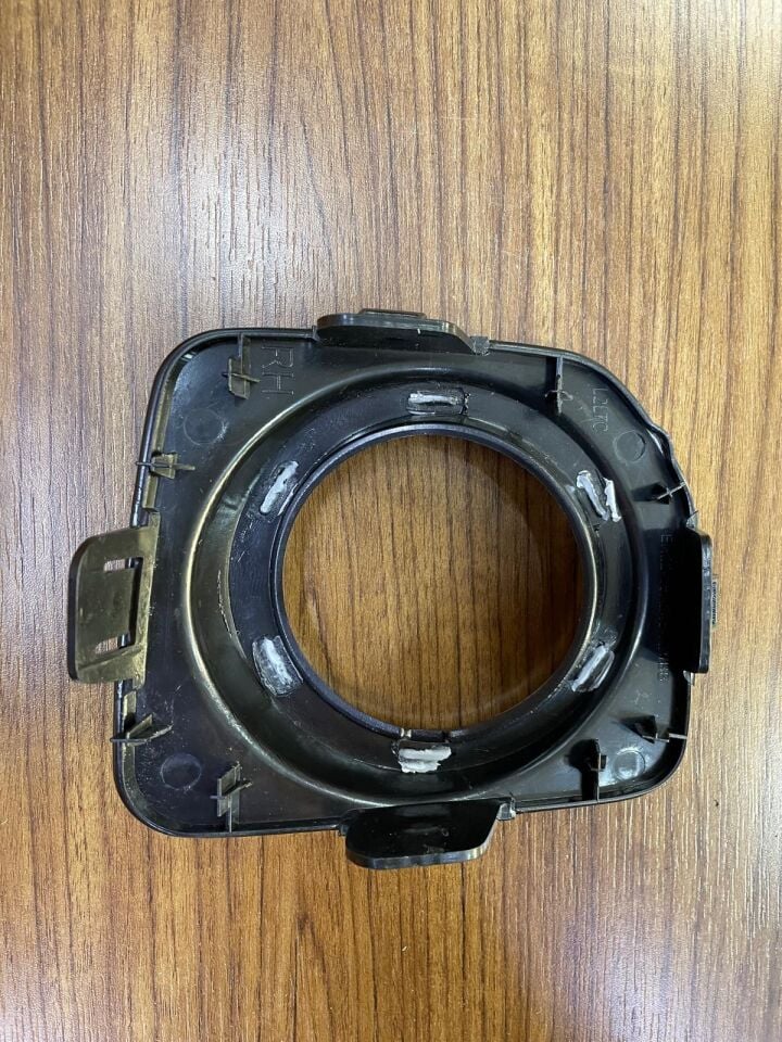 LR051336 - SİS FAR ÇERÇEVESİ SOL (DİSC.S4) - Kyburg