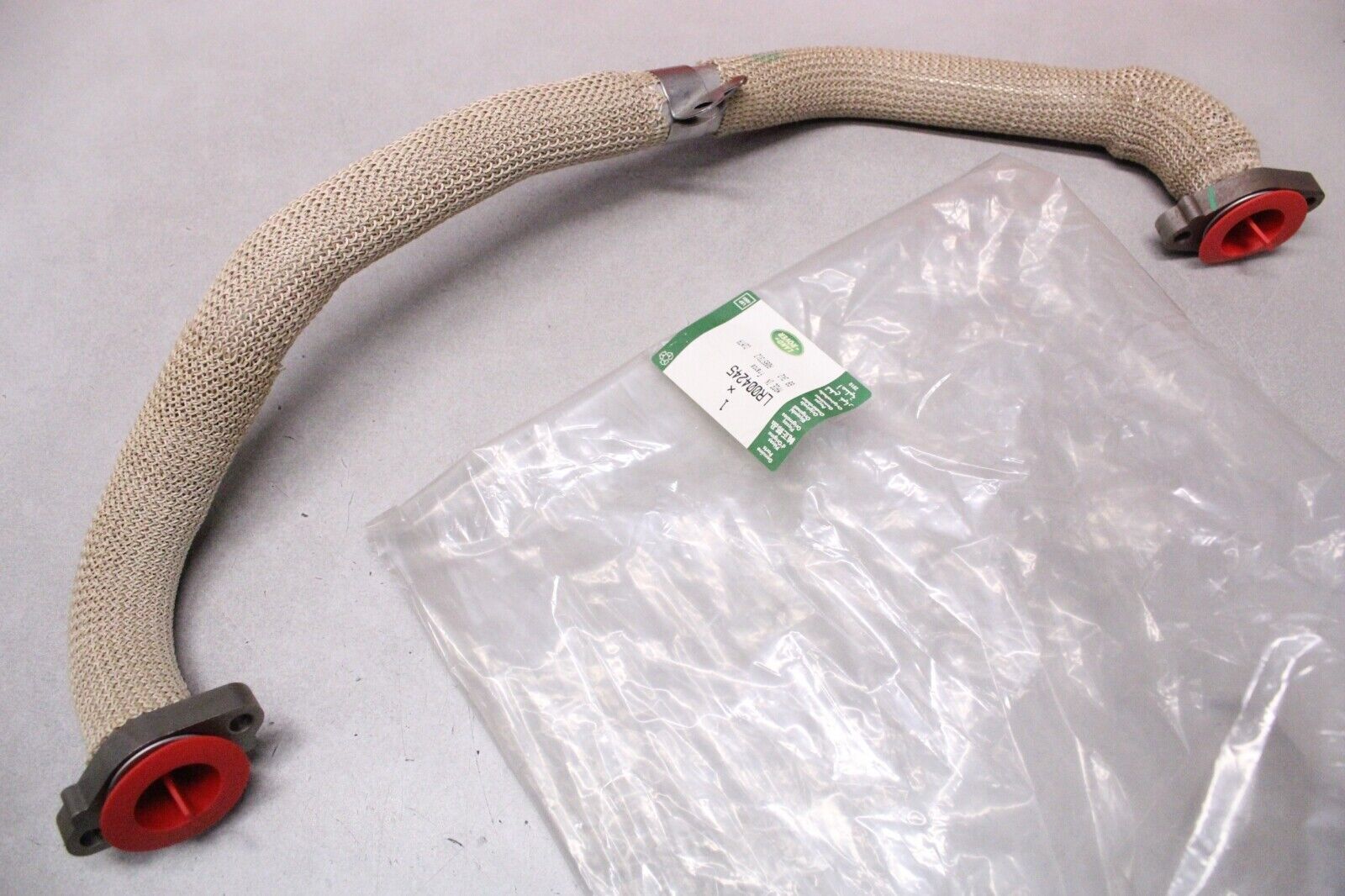 LR004245 - EGR BORUSU-FRL-2 2010 - Land Rover