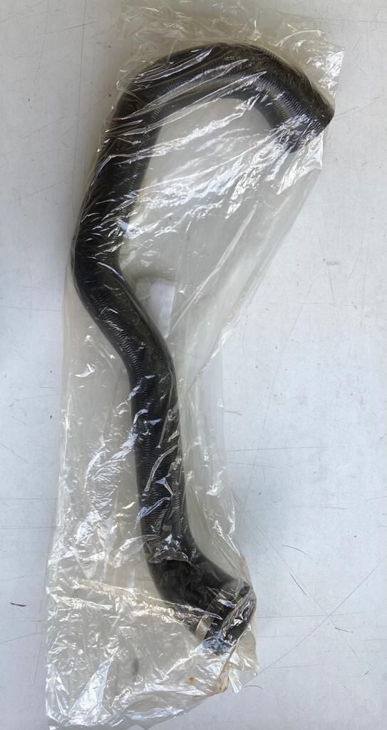 LR034325 - İNTERCOOLER HORTUM SOL (2.0L) - Land Rover