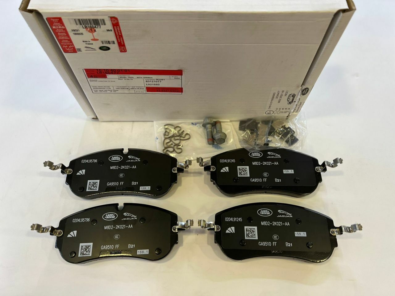 LR174900 - ÖN BALATA 2.0 DZL(NEW EVOGUE/DİSCO-SPORT) - Land Rover
