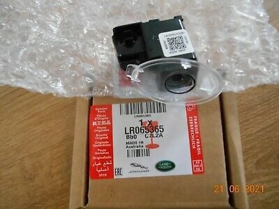 LR065365 - AYNA LAMBASI SAĞ (3.0L V6/SPORT) - Land Rover