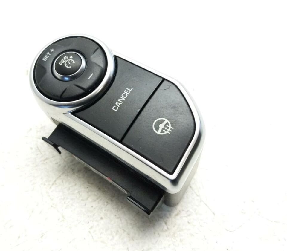 LR087485 - DİREKSİYON SWİTCH SAĞ(DİSCO-5/VOGUE/RRS) - Land Rover