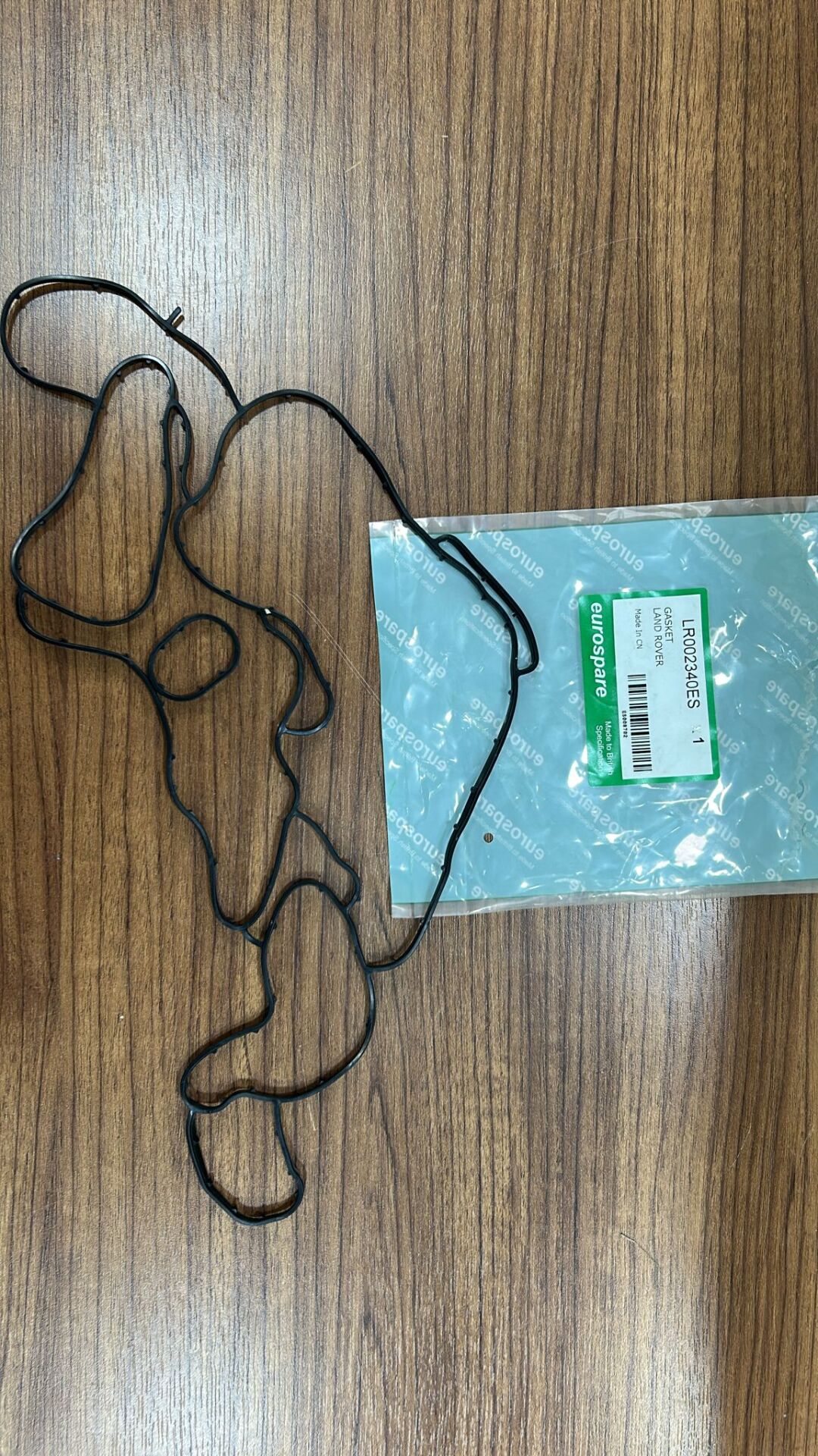 LR002340G - MOTOR YAĞ SOĞUTUCU CONTASI (3.6) - Eurospare