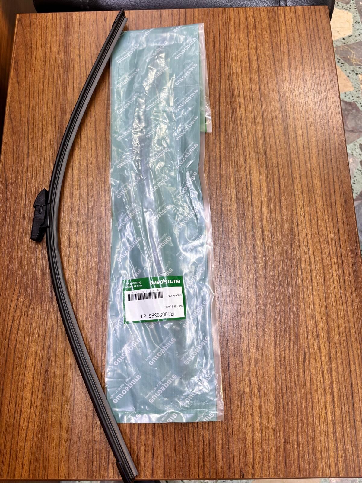 LR106593R - ÖN SİLECEK SOL (DİSCO/5/SPORT/VOGUE) - Eurospare