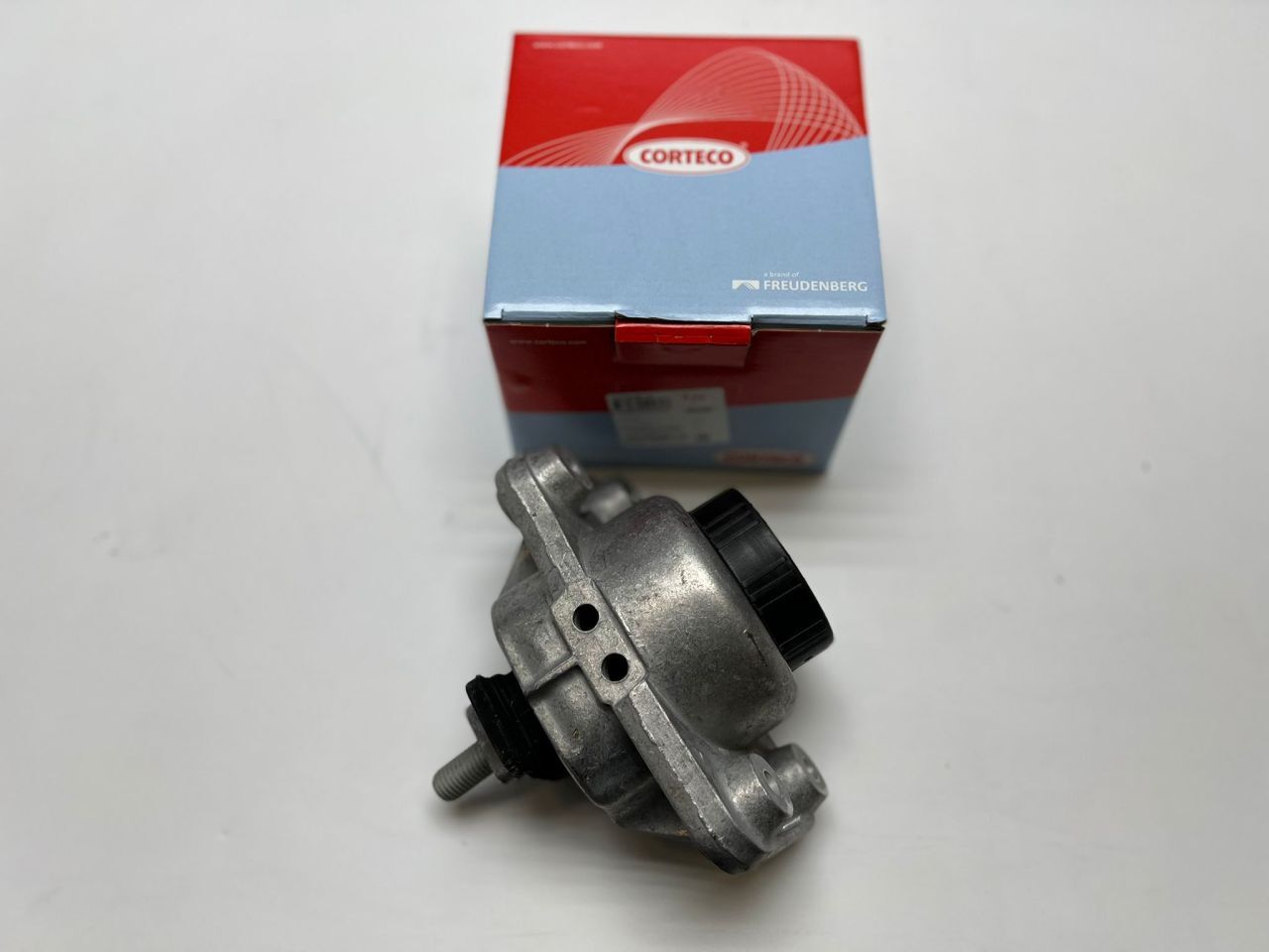 LR056882G - MOTOR TAKOZU 3.0L V6/5.0L V8 (SPORT/VOGUE/DİS.S5/NEW DEF.) - Corteco