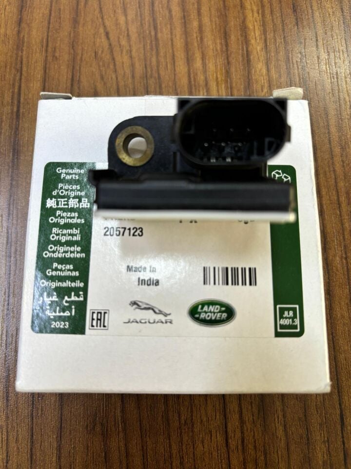 LR141774 - İVMELENME HIZ SENSÖRÜ (NEW DEF./NEW RRS/VELAR) - Land Rover