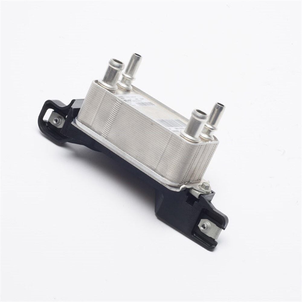 LR028937 - ŞANZIMAN YAĞ SOĞUTUCU (4.4L V8/3.0 V6/VOGUE) - Land Rover