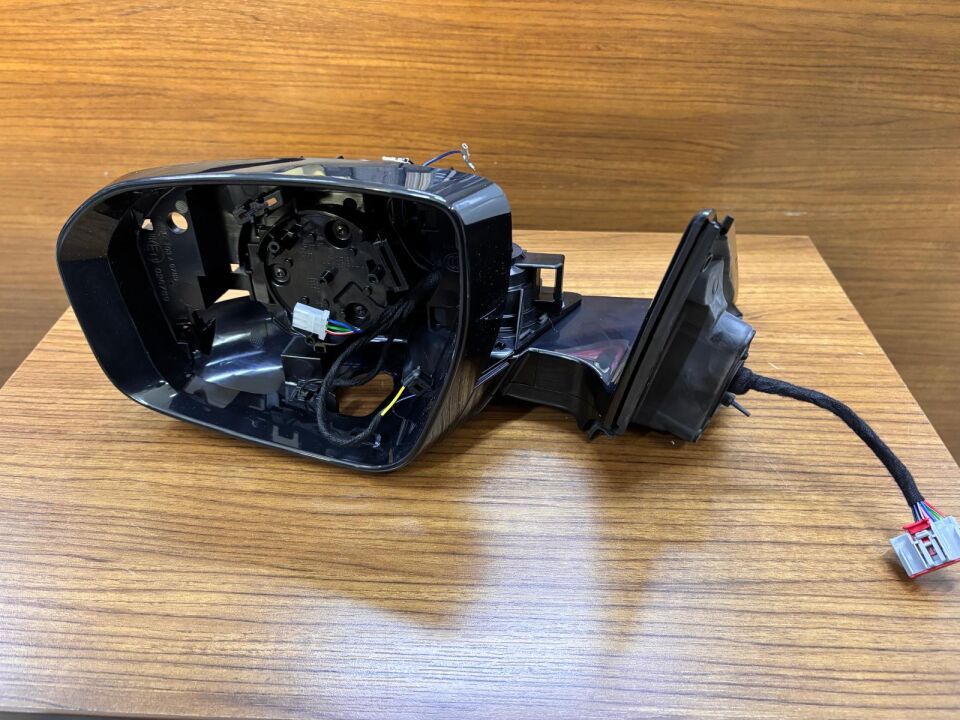 LR025184 - DIŞ AYNA SOL DH (EVOQUE) - Land Rover