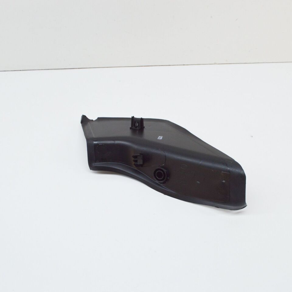 LR077620 - ARKA BAGAJ KAPAK BAKALİTİ SAĞ (VOGUE) - Land Rover