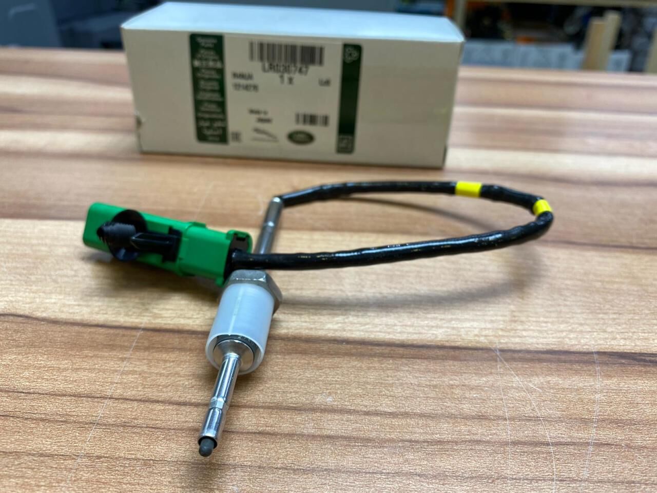 LR030747 - EGZOST BASINÇ SENSÖR (2.2/EVOQUE) - Land Rover