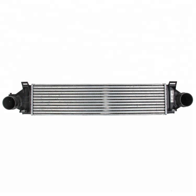 LR031467 - İNTERCOOLER 2.0L(EVOQUE/DİSCO5) - Land Rover