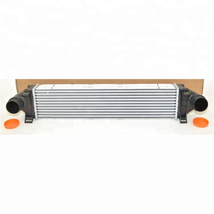 LR031467 - İNTERCOOLER 2.0L(EVOQUE/DİSCO5) - Land Rover