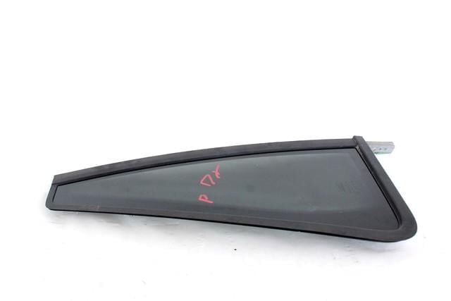 LR012229 - ARKA KELEBEK CAMI SAĞ SİYAH (2.2) - Land Rover