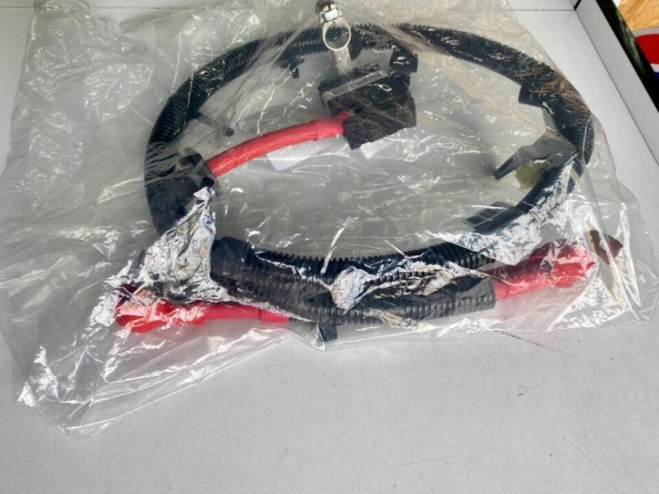 LR032279 - AKÜ KABLOSU/POZİTİF (3.0/NWD4) - Land Rover