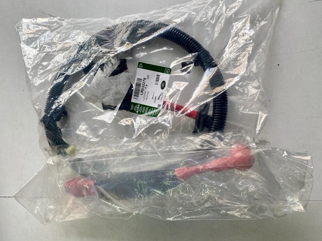 LR032279 - AKÜ KABLOSU/POZİTİF (3.0/NWD4) - Land Rover