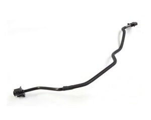 LR060347 - GENLEŞME TANK ÜST HORTUMU (2.0L/EVOGUE/DİSCOVERY SPORT) - Land Rover