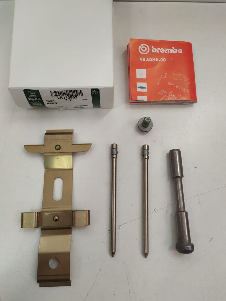 LR113962 - ÖN KALİPER TAMİR TK. 2.0L Hİ PHEV(VOGUE/DİSC.S5/NEW DEF) - Land Rover