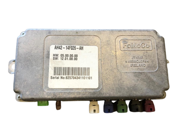 LR043941 - KAMERA BEYNİ (3.0/SPORT/NWD4) - Land Rover