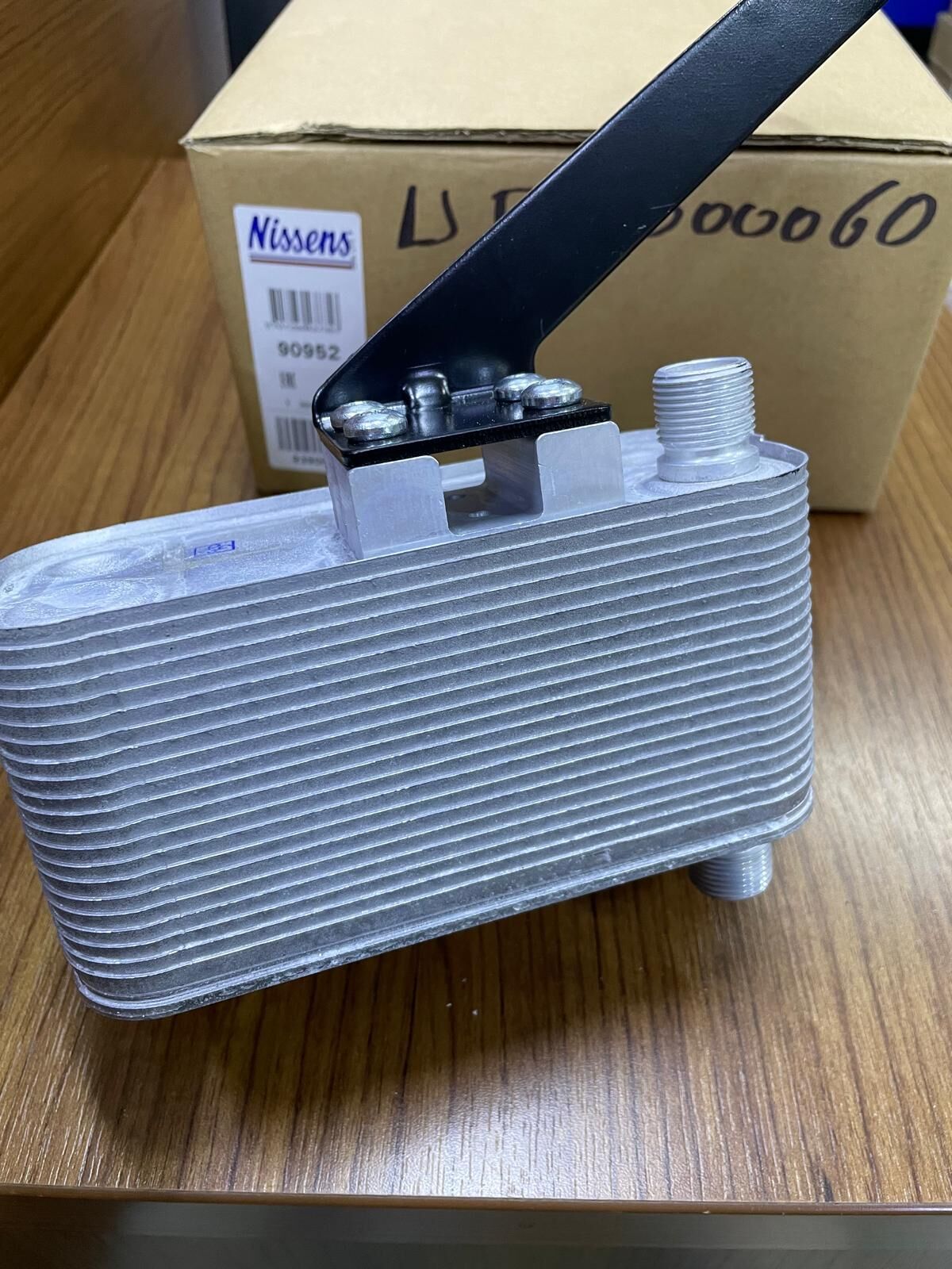 UBC000060R - ŞANZIMAN YAĞ SOĞUTUCUSU (TD4) - Nissens