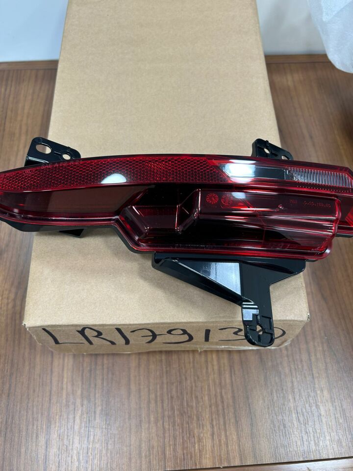 LR179130 - ARKA SİS LAMBASI SOL (NEW SPORT/VOGUE) - Land Rover