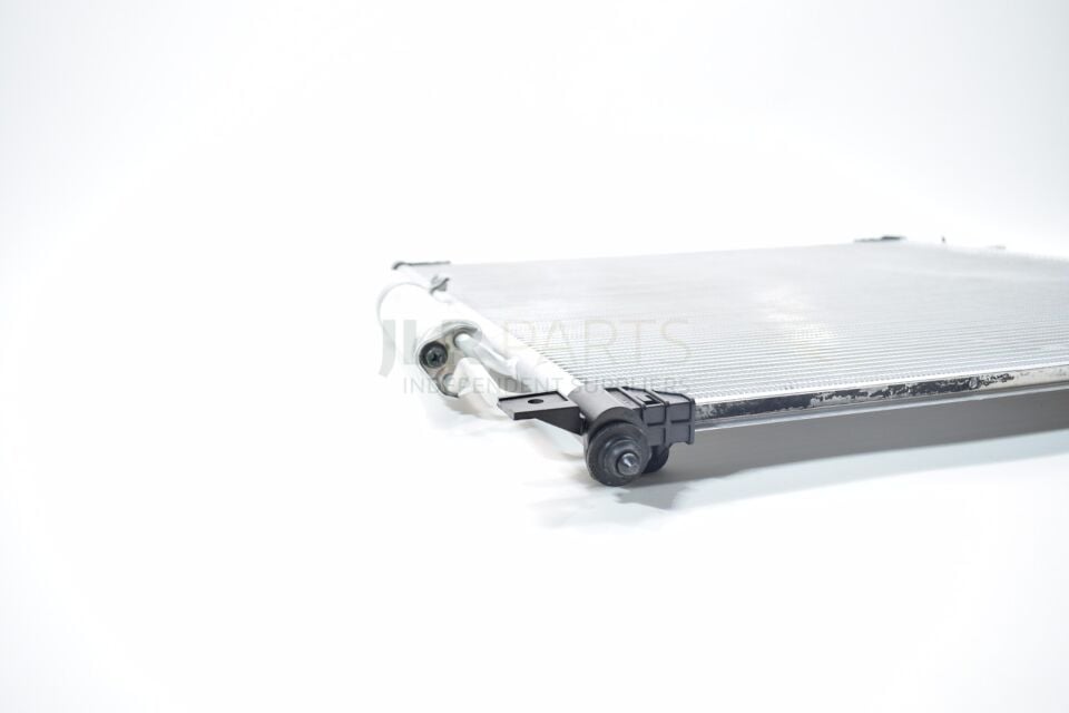 LR106642 - A/C RADYATÖRÜ (3.0L V6/DİSCO/5/RRS/VOGUE/NEW DEF) - Land Rover