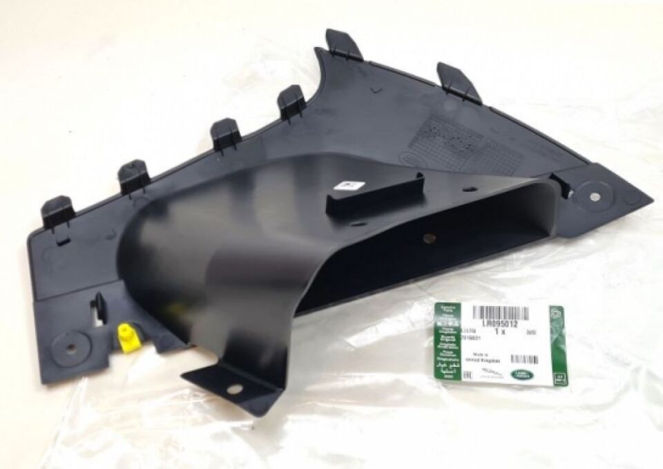 LR095012 - ÖN TAMPON ALT BRAKETİ SAĞ (VELAR) - Land Rover