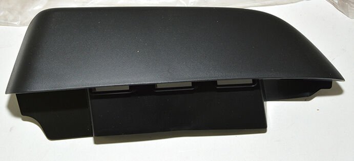 LR020485 - ÖN TAMPON SPOİLER SAĞ (3.6/VOGUE) - Land Rover