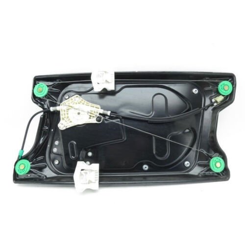 LR052111 - ÖN CAM KRİKO SAĞ (NWD4) - Land Rover