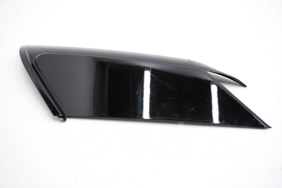 LR102623 - ARKA KÖŞE KAPLAMA SOL (3.0L V6/SPORT) - Land Rover