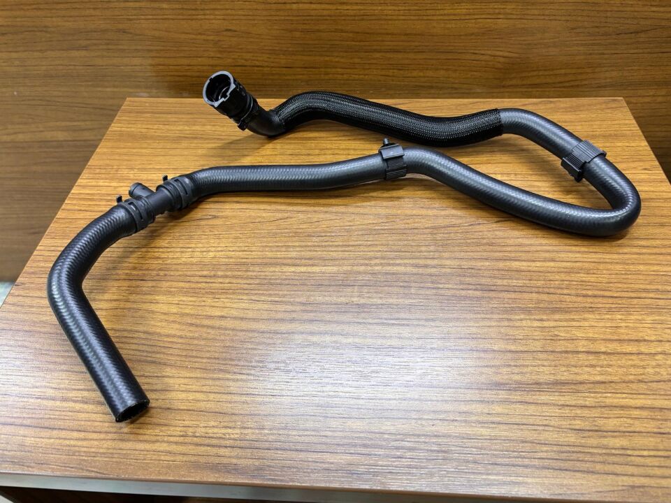 C2D21516 - RADYATÖR EK SU HORTUMU 2.0 BNZ. (XF) - Eurospare