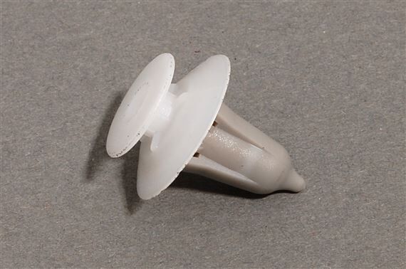 DYC10031L - ARKA TAMPON KÖŞE BAKALİT KLİPS (TD5) - Land Rover