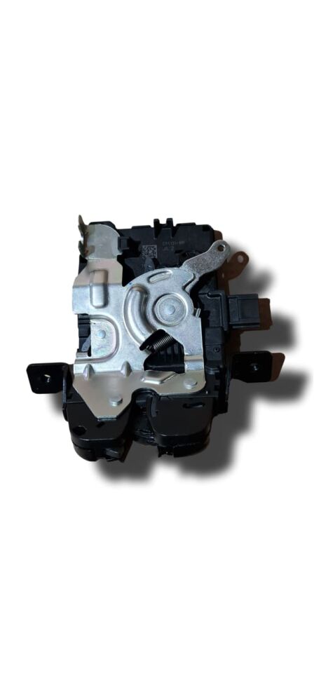 LR139929 - BAGAJ KİLİDİ ÜST (VOGUE/2015) - Land Rover