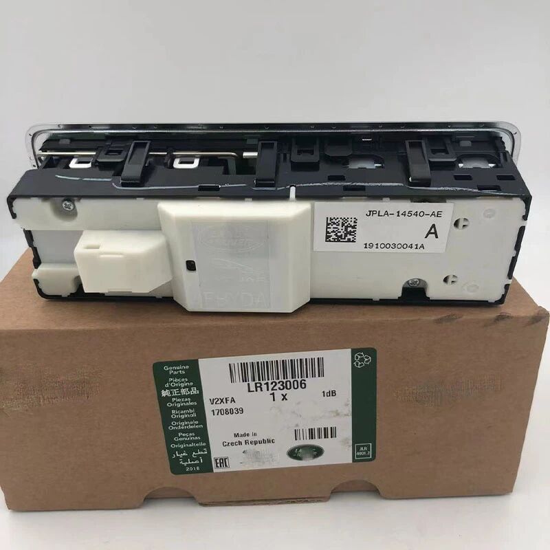 LR166298 - ÖN CAM AÇMA DÜĞME PANELİ (3.0L V6 VOGUE) - Land Rover