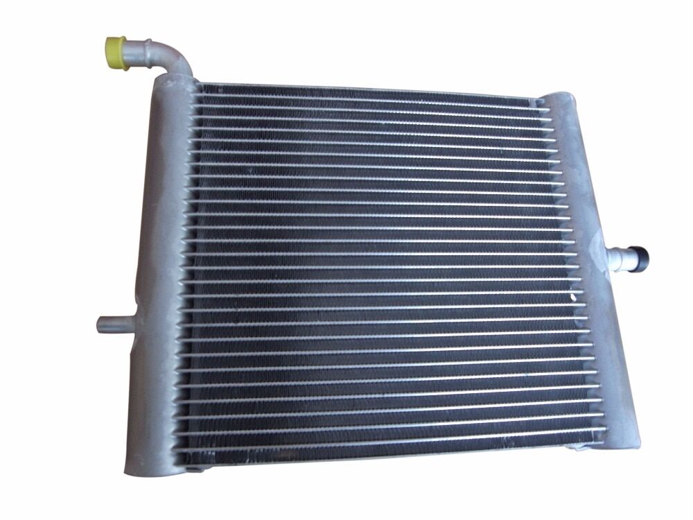 LR181521R - RADYATÖR/DAVLUMBAZ İÇİ (3.0 V6) - Kale