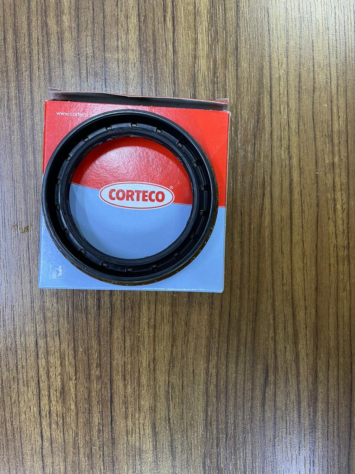 IZB500020 - ARAZİ ŞANZIMAN ARKA KEÇESİ 3.0 TD6 DZL. (VOGUE) - Corteco