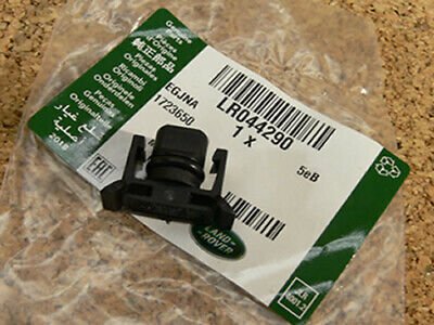 LR044290 - RADYATÖR SU DEPO TAPA (2.0L/EVOQUE) - Land Rover