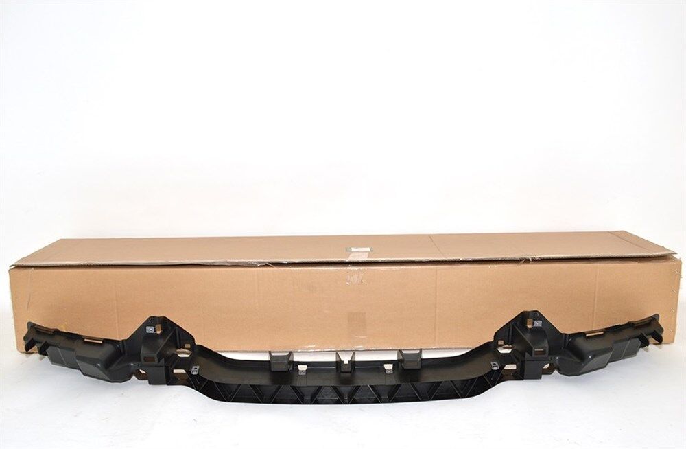 LR011574 - ÖN TAMPON İÇ BRAKET AA (3.6) - Land Rover