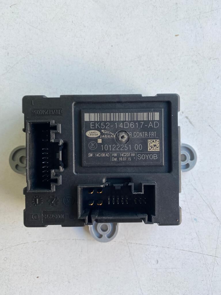 LR072196 - ÖN KAPI BEYNİ SAĞ (3.0L V6) - Land Rover