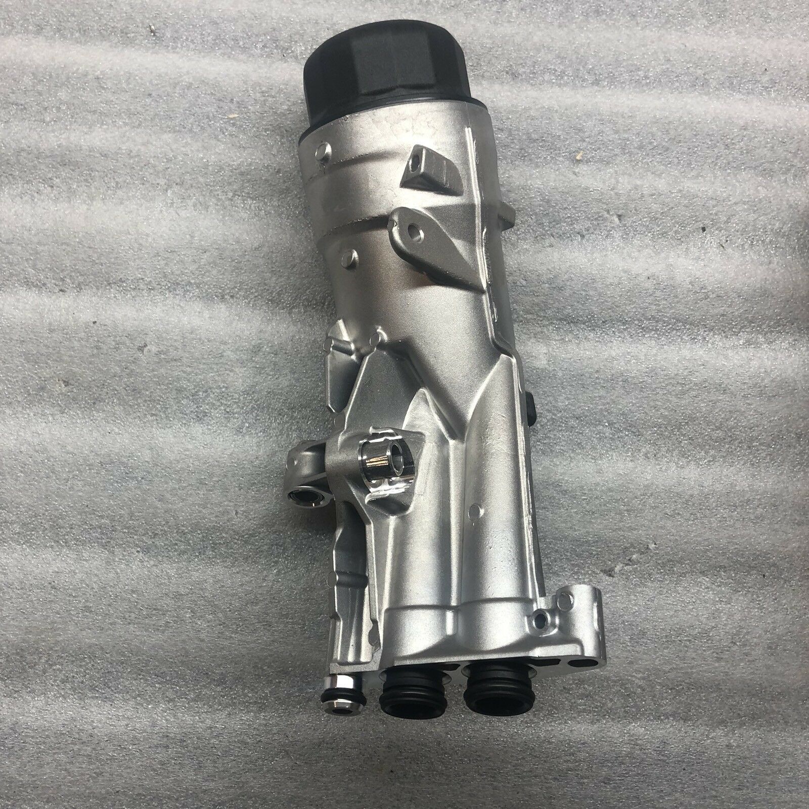 LR097159 - YAĞ FİLTRE HAZNESİ (2.0L/DİSC.SPORT/EVOQUE) - Land Rover