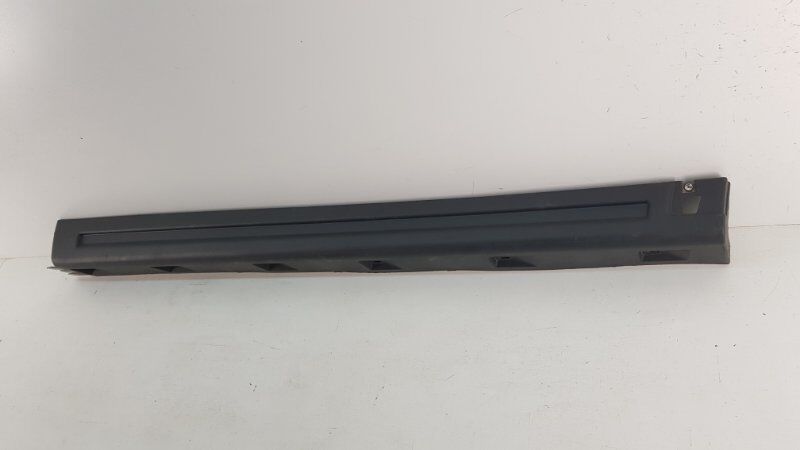 LR018176 - MARŞBİYEL KAPLAMA SOL 3.0 (SPORT) - Land Rover