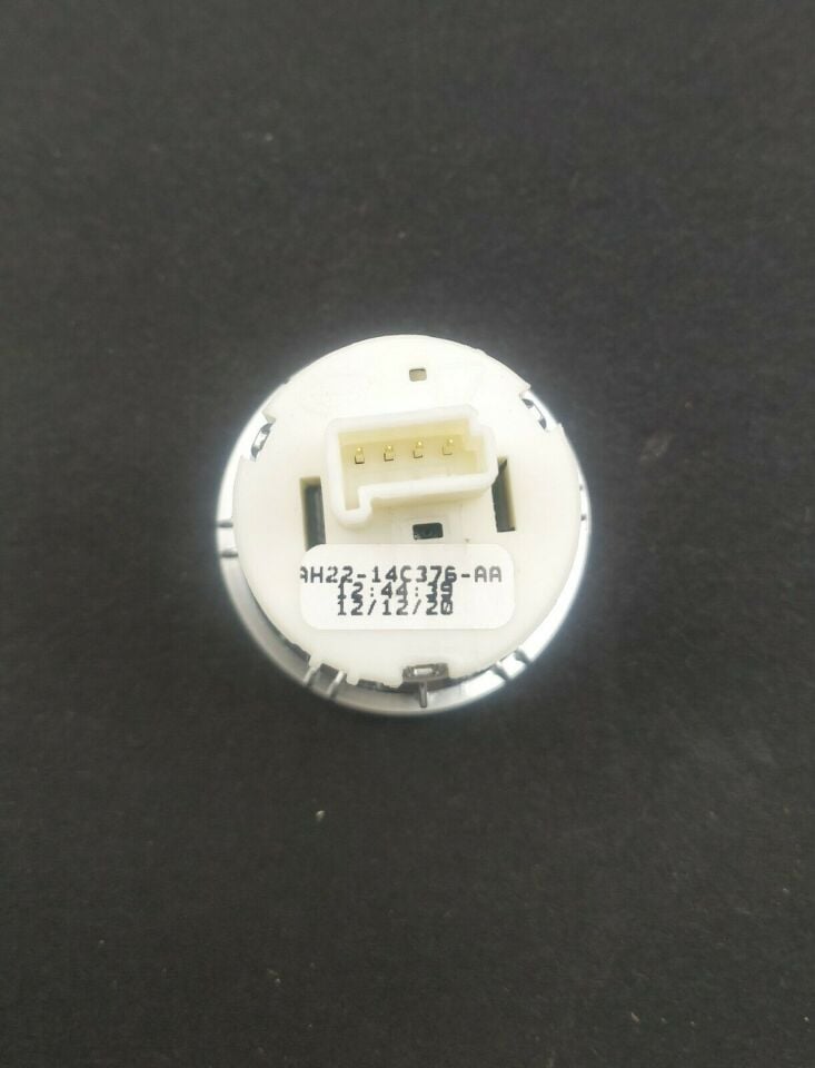 LR014015 - START/STOP DÜĞMESİ (3.0/NWD4) - Land Rover