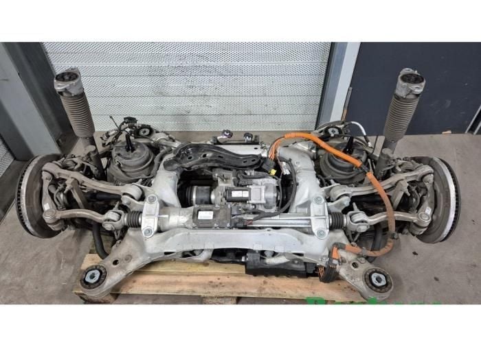 LR152703 - ARKA TRAVERS KOMPLE (NEW VOGUE 22>) - Land Rover