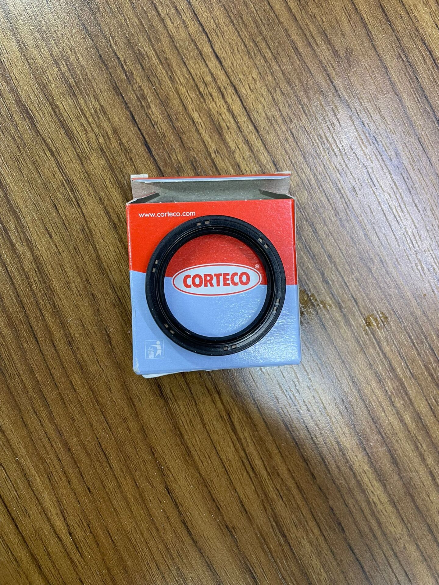 LR002906G - DİFERANSİYEL KEÇE DIŞ 2.2 DZL. (EVOQUE/FREEL.2) - Corteco