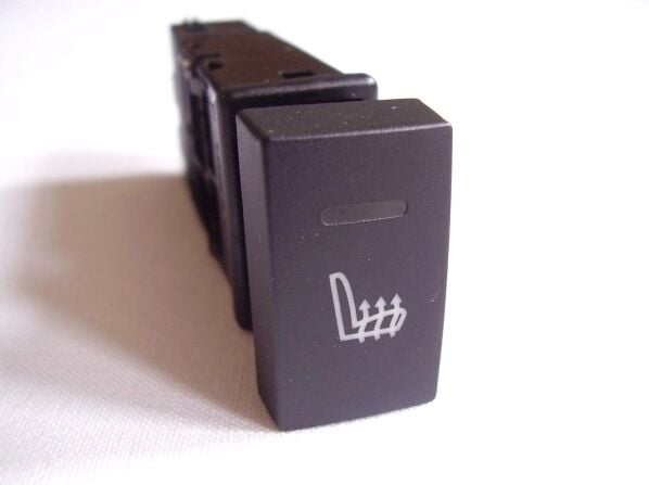 YUG500290PUY - KOLTUK ISITMA DÜĞMESİ SOL (TD4) - Land Rover