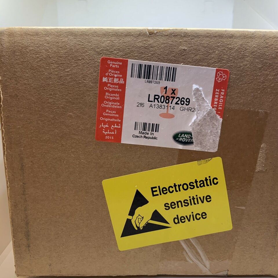 LR135479 - ARKA STOP İÇ SOL (DİSCOVERY SPORT) - Land Rover