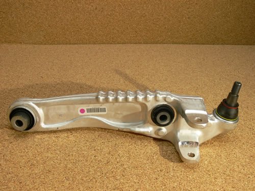 LR090505 - ÖN SALINCAK ARKA ALT SAĞ (VELAR) - Land Rover